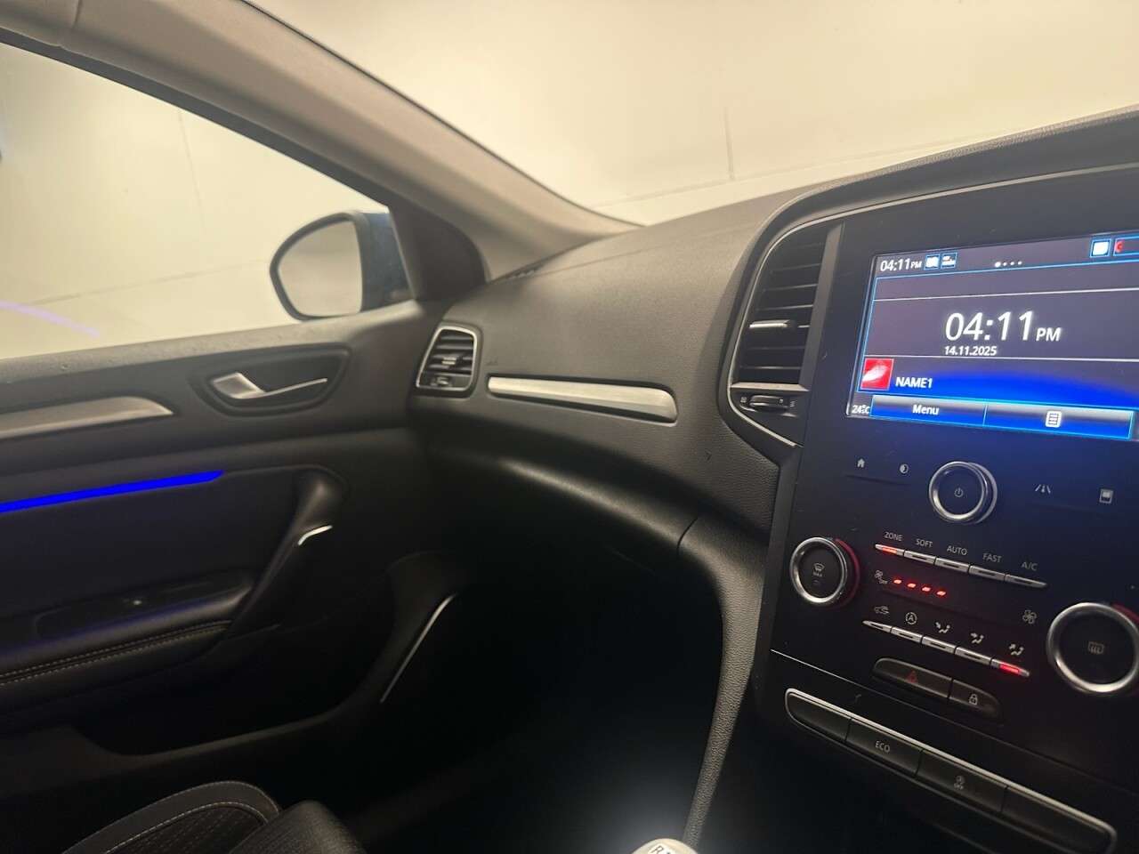 2019 RENAULT MEGANE 2019 RENAULT MEGANE