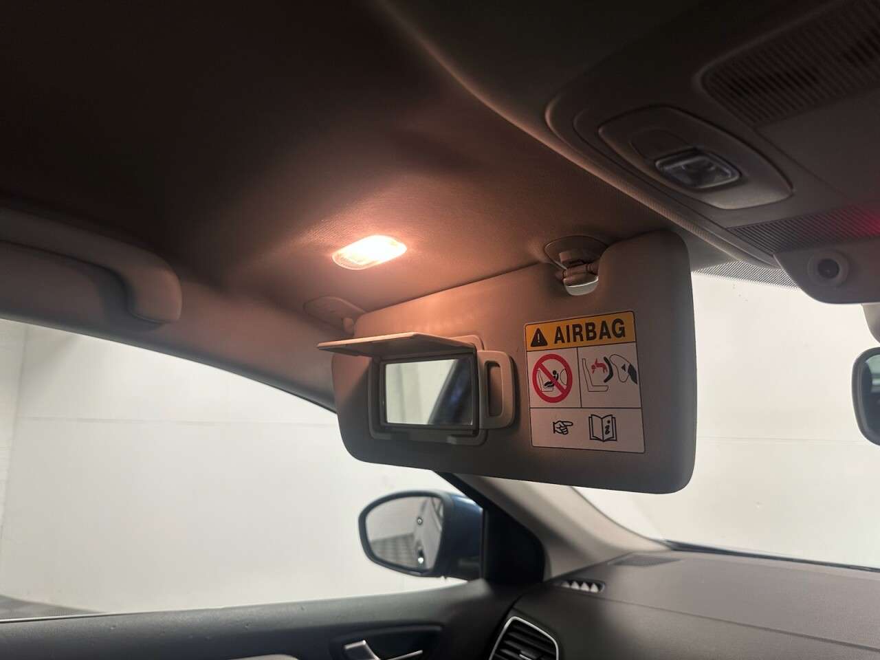 2019 RENAULT MEGANE 2019 RENAULT MEGANE