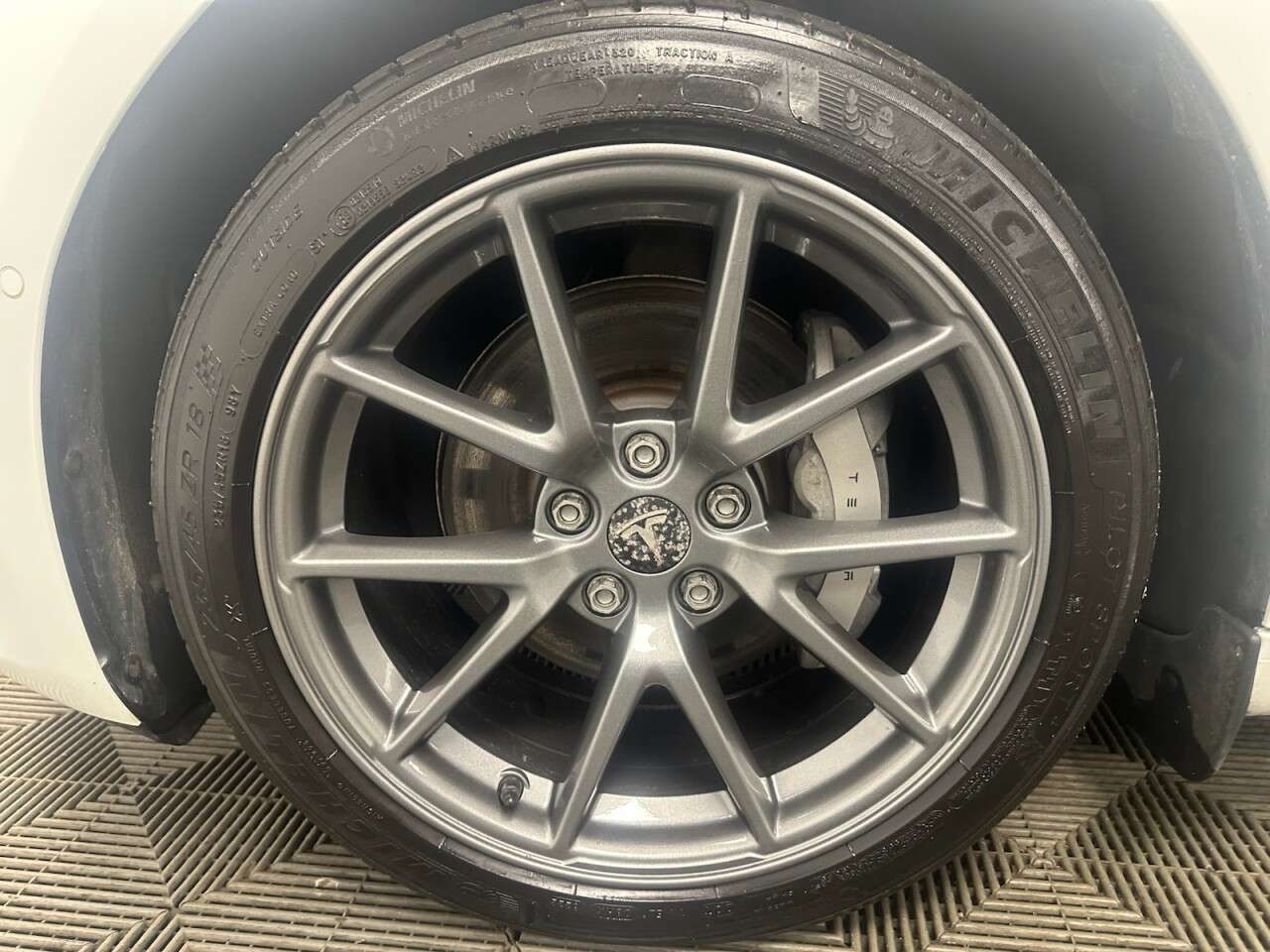 2021 TESLA MODEL 3 2021 TESLA MODEL 3