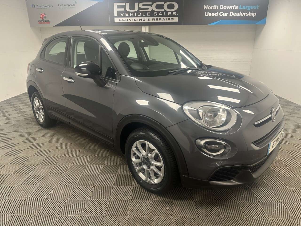 A 2019 FIAT 500X 1.0 FireFly Turbo Urban SUV 5dr Petrol Manual Euro 6 (s/s) (120 bhp) Apple A 2019 FIAT 500X 1.0 FireFly Turbo Urban SUV 5dr Petrol Manual Euro 6 (s/s) (120 bhp) Apple