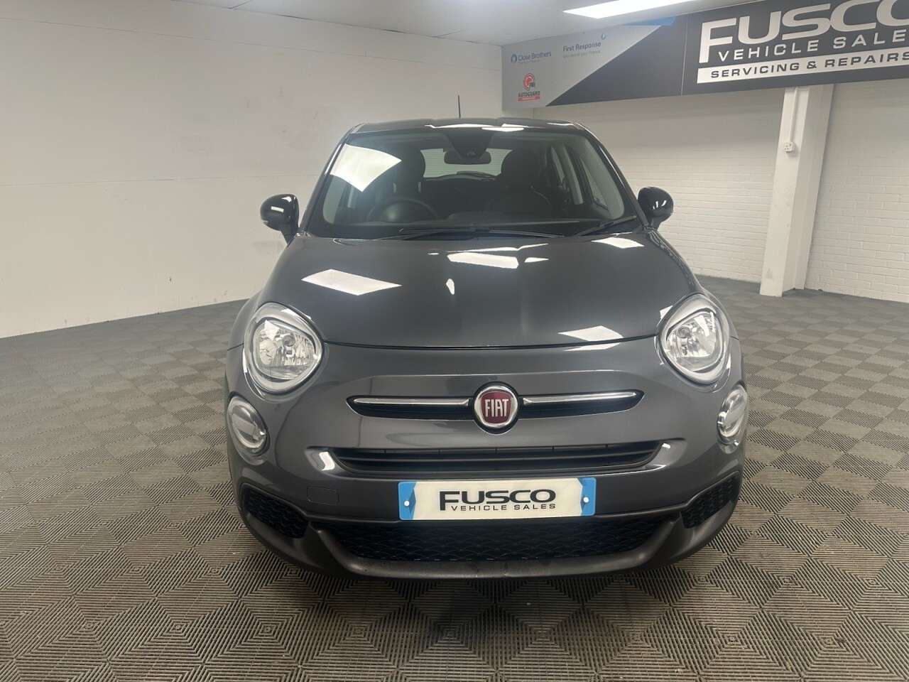 A 2019 FIAT 500X 1.0 FireFly Turbo Urban SUV 5dr Petrol Manual Euro 6 (s/s) (120 bhp) Apple A 2019 FIAT 500X 1.0 FireFly Turbo Urban SUV 5dr Petrol Manual Euro 6 (s/s) (120 bhp) Apple