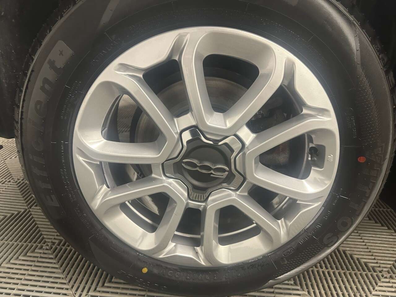 2019 FIAT 500X 2019 FIAT 500X