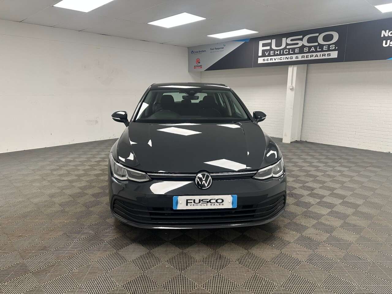 A 2023 VOLKSWAGEN GOLF 1.5 TSI Life Hatchback 5dr Petrol Manual Euro 6 (s/s) (130 ps) 19" Upgrade A 2023 VOLKSWAGEN GOLF 1.5 TSI Life Hatchback 5dr Petrol Manual Euro 6 (s/s) (130 ps) 19" Upgrade