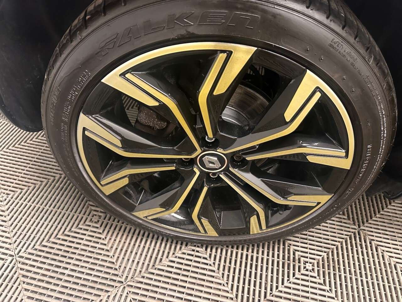 2021 RENAULT CLIO 2021 RENAULT CLIO