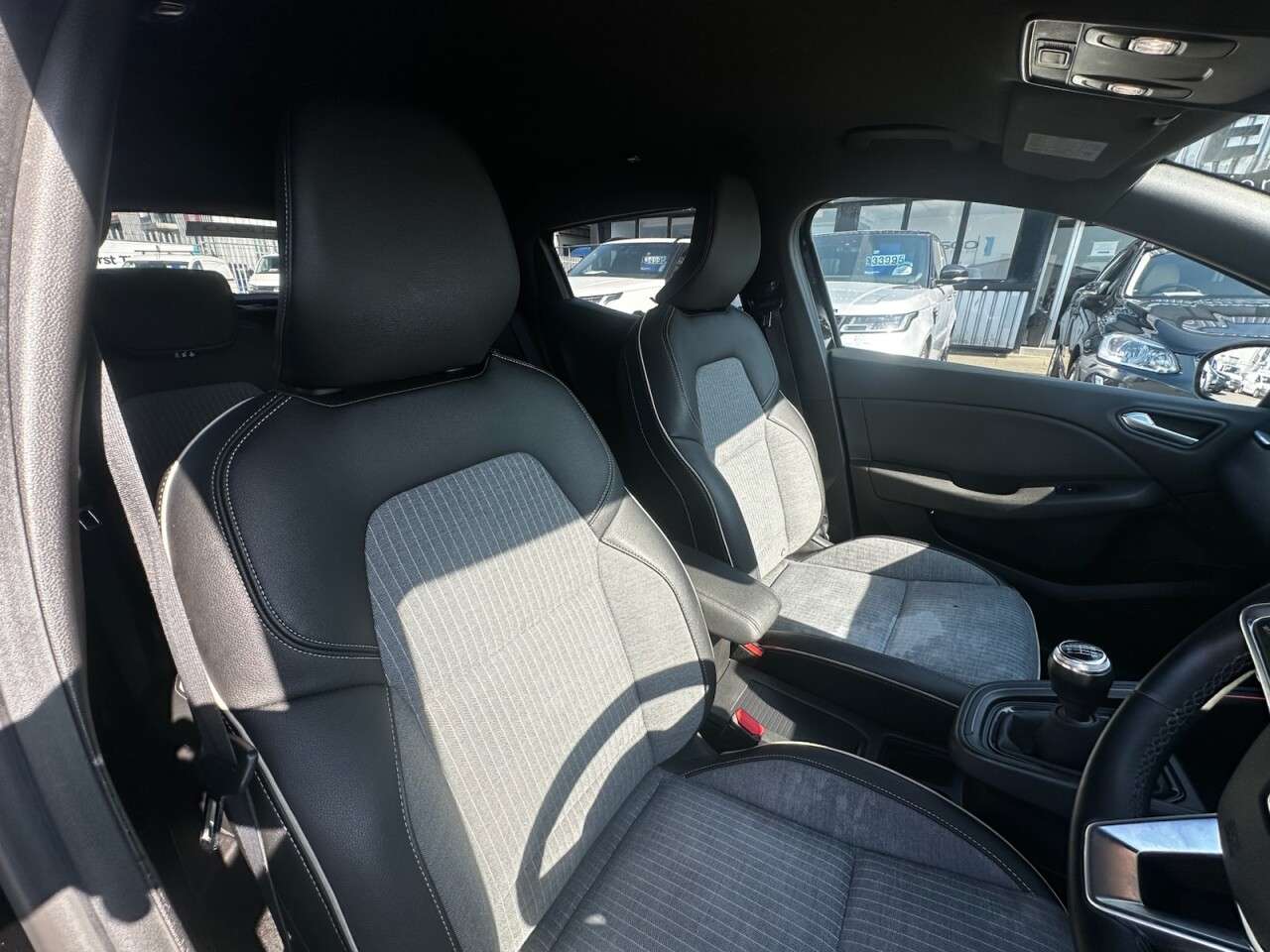 2021 RENAULT CLIO 2021 RENAULT CLIO