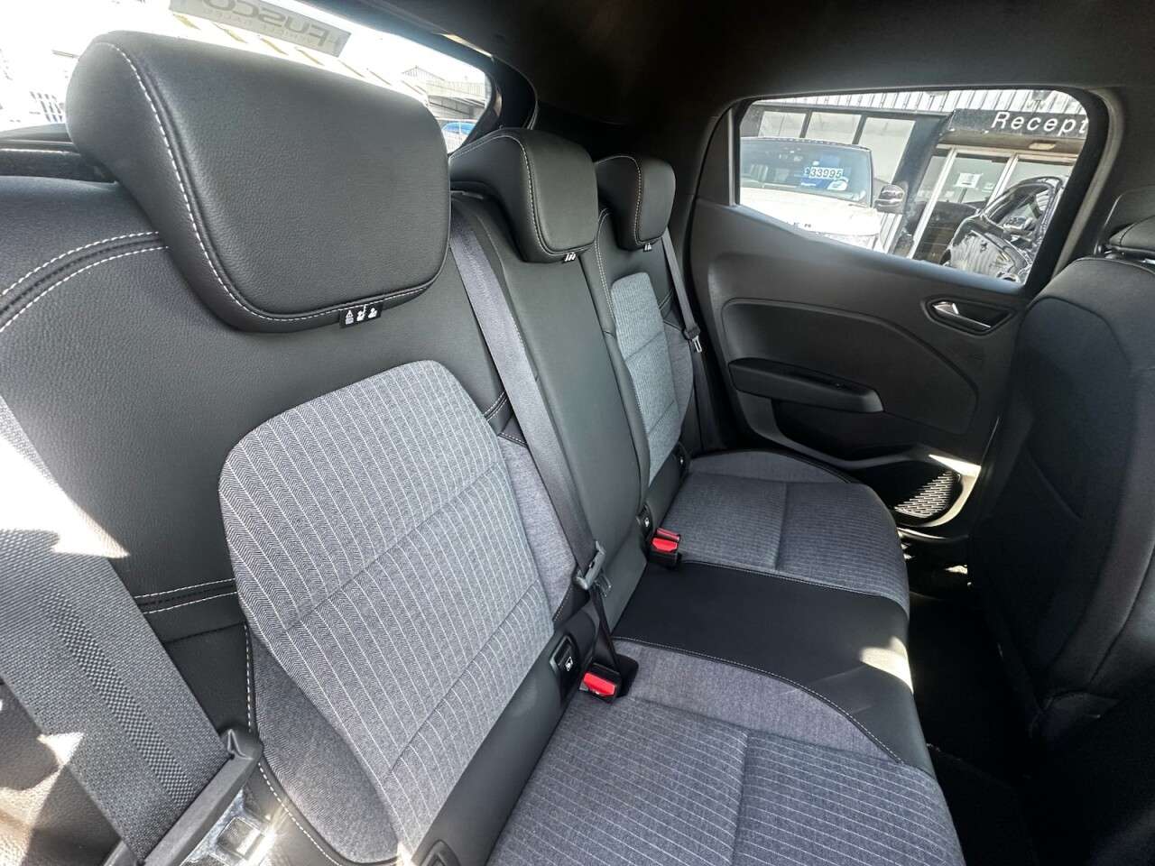 2021 RENAULT CLIO 2021 RENAULT CLIO