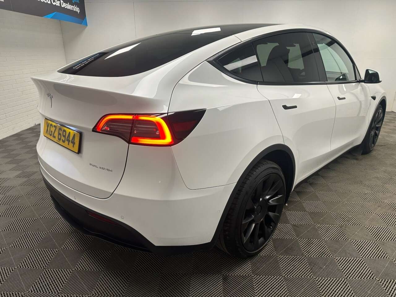 2022 TESLA MODEL Y 2022 TESLA MODEL Y