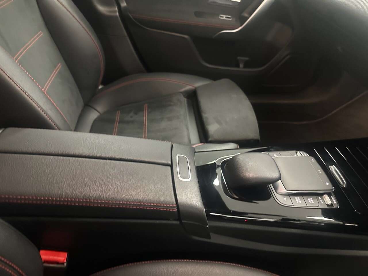 2021 MERCEDES-BENZ A-CLASS 2021 MERCEDES-BENZ A-CLASS