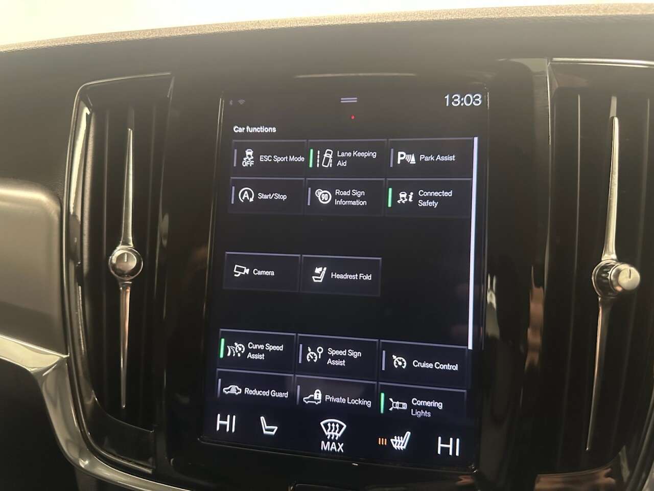 2019 VOLVO V90 2019 VOLVO V90