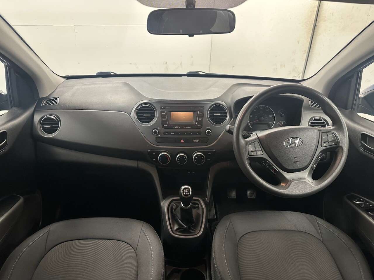 2017 HYUNDAI I10 2017 HYUNDAI I10