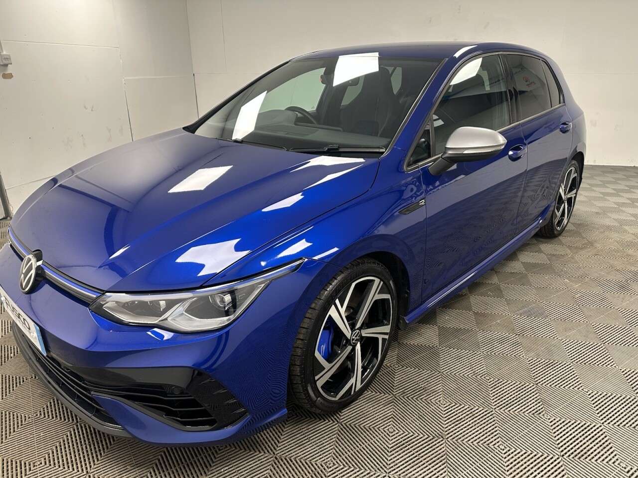 A 2021 VOLKSWAGEN GOLF 2.0 TSI R Hatchback 5dr Petrol DSG 4Motion Euro 6 (s/s) (320 ps) Keyless en A 2021 VOLKSWAGEN GOLF 2.0 TSI R Hatchback 5dr Petrol DSG 4Motion Euro 6 (s/s) (320 ps) Keyless en