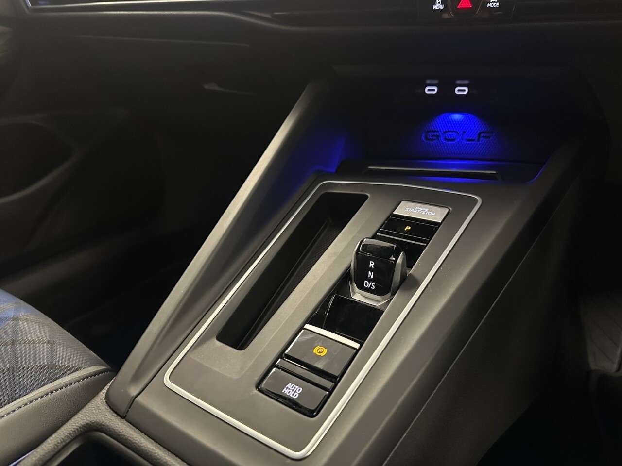 2021 VOLKSWAGEN GOLF 2021 VOLKSWAGEN GOLF