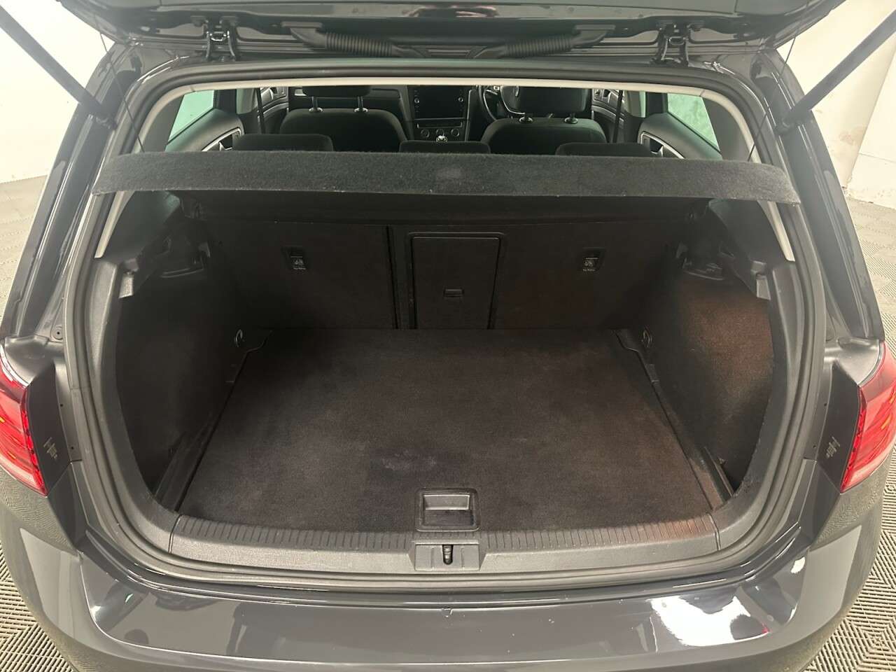 2019 VOLKSWAGEN GOLF 2019 VOLKSWAGEN GOLF