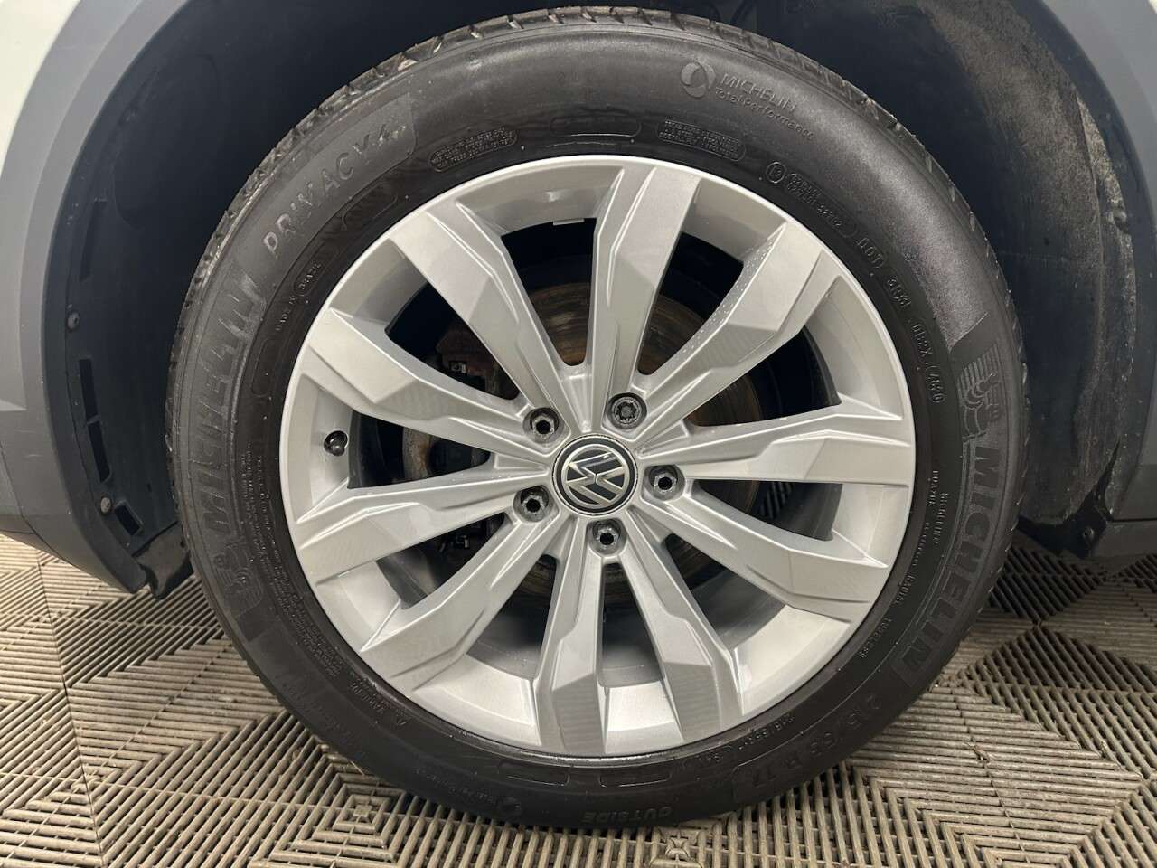 2020 VOLKSWAGEN T-ROC 2020 VOLKSWAGEN T-ROC