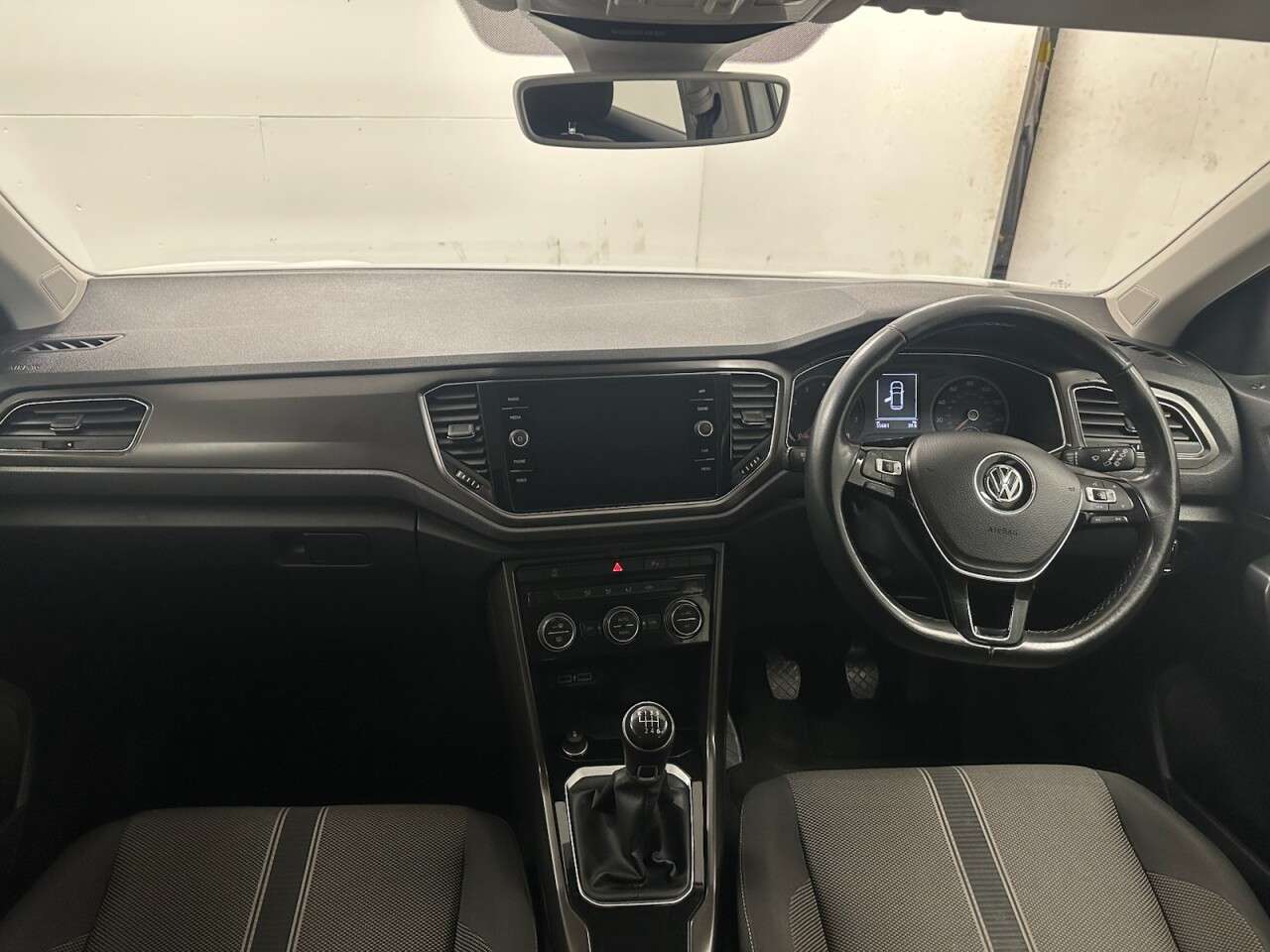 2020 VOLKSWAGEN T-ROC 2020 VOLKSWAGEN T-ROC