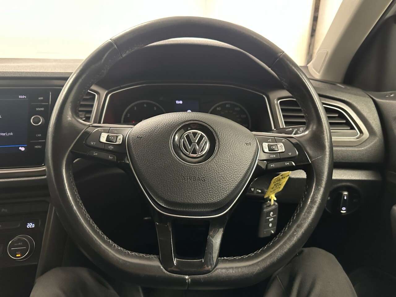 2020 VOLKSWAGEN T-ROC 2020 VOLKSWAGEN T-ROC