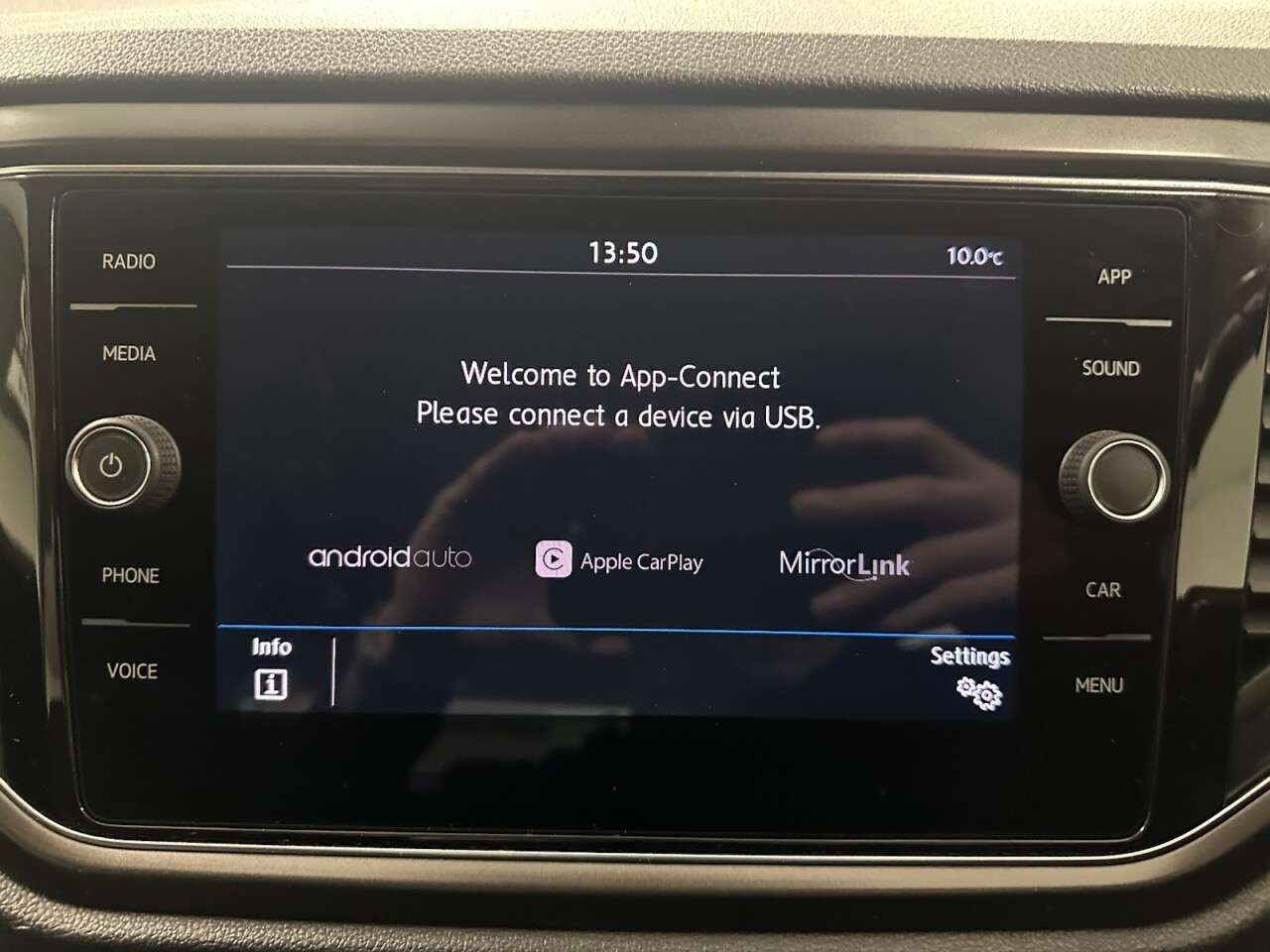 2020 VOLKSWAGEN T-ROC 2020 VOLKSWAGEN T-ROC