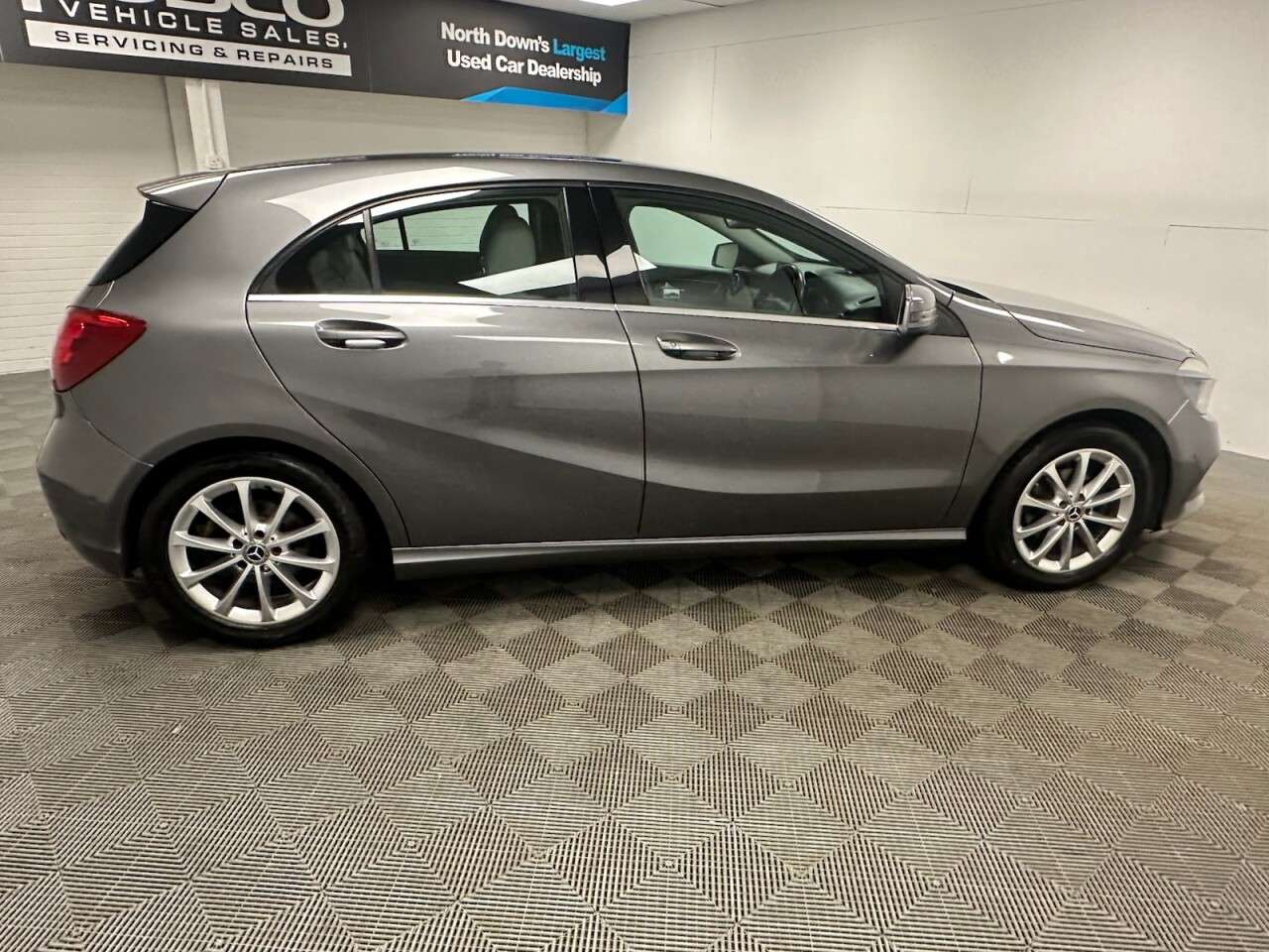 2017 MERCEDES-BENZ A-CLASS 2017 MERCEDES-BENZ A-CLASS