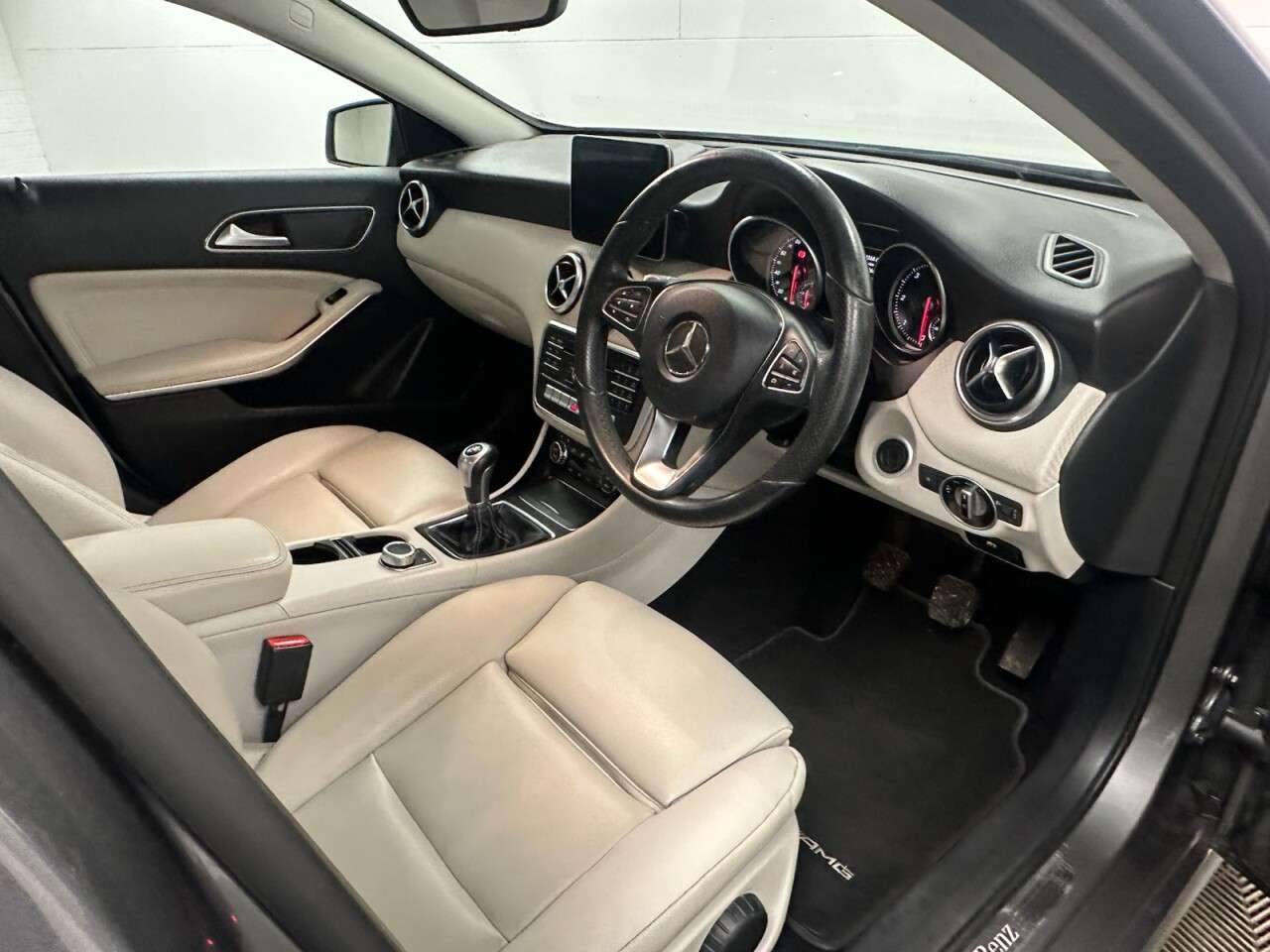 2017 MERCEDES-BENZ A-CLASS 2017 MERCEDES-BENZ A-CLASS
