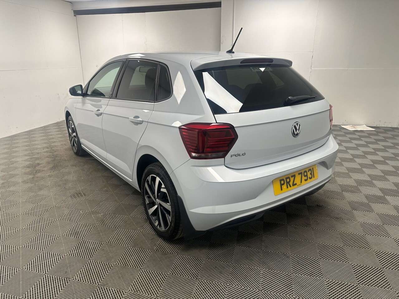 2019 VOLKSWAGEN POLO 2019 VOLKSWAGEN POLO