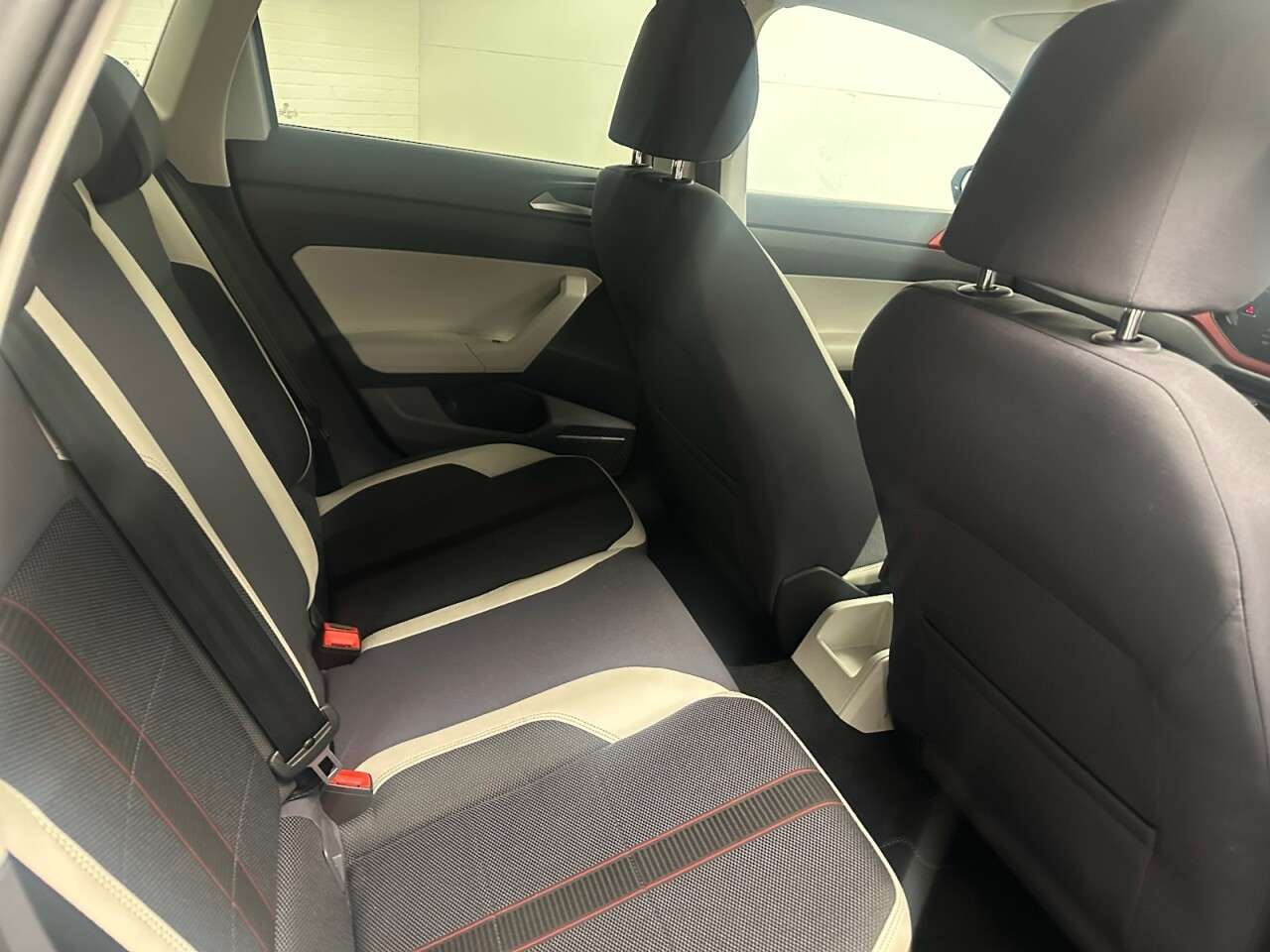 2019 VOLKSWAGEN POLO 2019 VOLKSWAGEN POLO