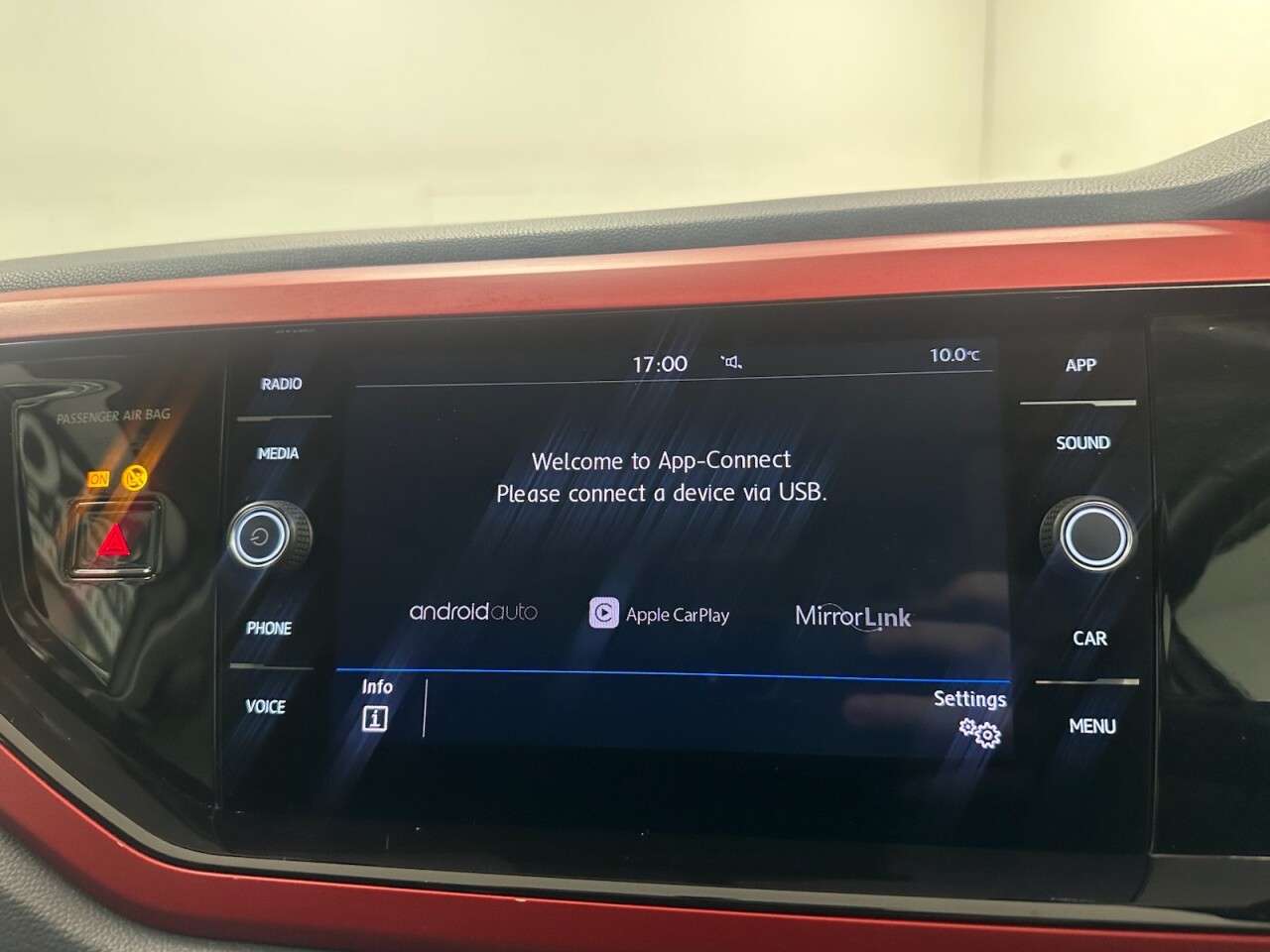 2019 VOLKSWAGEN POLO 2019 VOLKSWAGEN POLO