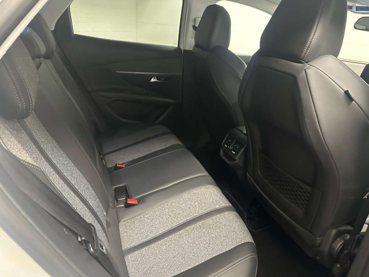 2019 PEUGEOT 3008 2019 PEUGEOT 3008