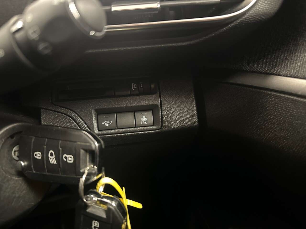 2019 PEUGEOT 3008 2019 PEUGEOT 3008