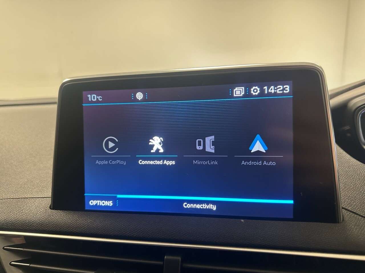 2019 PEUGEOT 3008 2019 PEUGEOT 3008