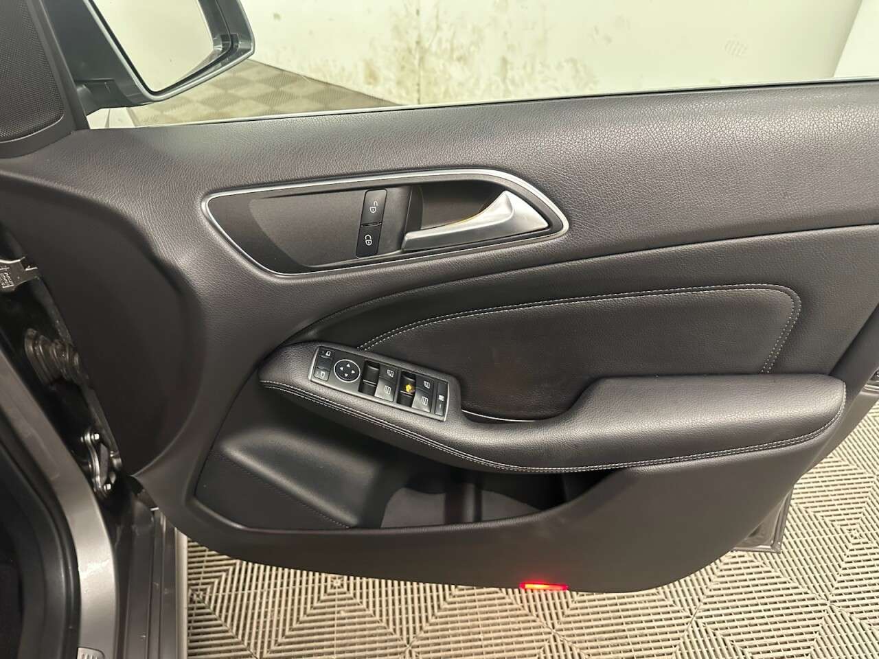 2018 MERCEDES-BENZ B-CLASS 2018 MERCEDES-BENZ B-CLASS