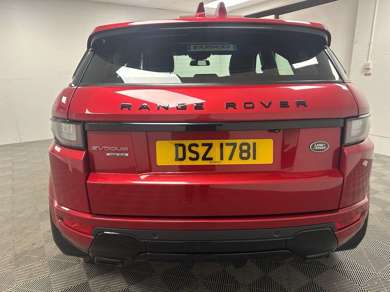 2019 LAND ROVER RANGE ROVER EVOQUE 2019 LAND ROVER RANGE ROVER EVOQUE