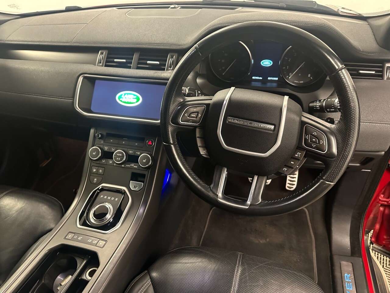 2019 LAND ROVER RANGE ROVER EVOQUE 2019 LAND ROVER RANGE ROVER EVOQUE