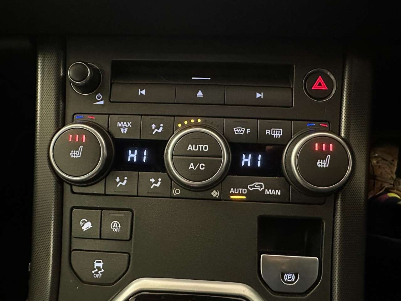 2019 LAND ROVER RANGE ROVER EVOQUE 2019 LAND ROVER RANGE ROVER EVOQUE