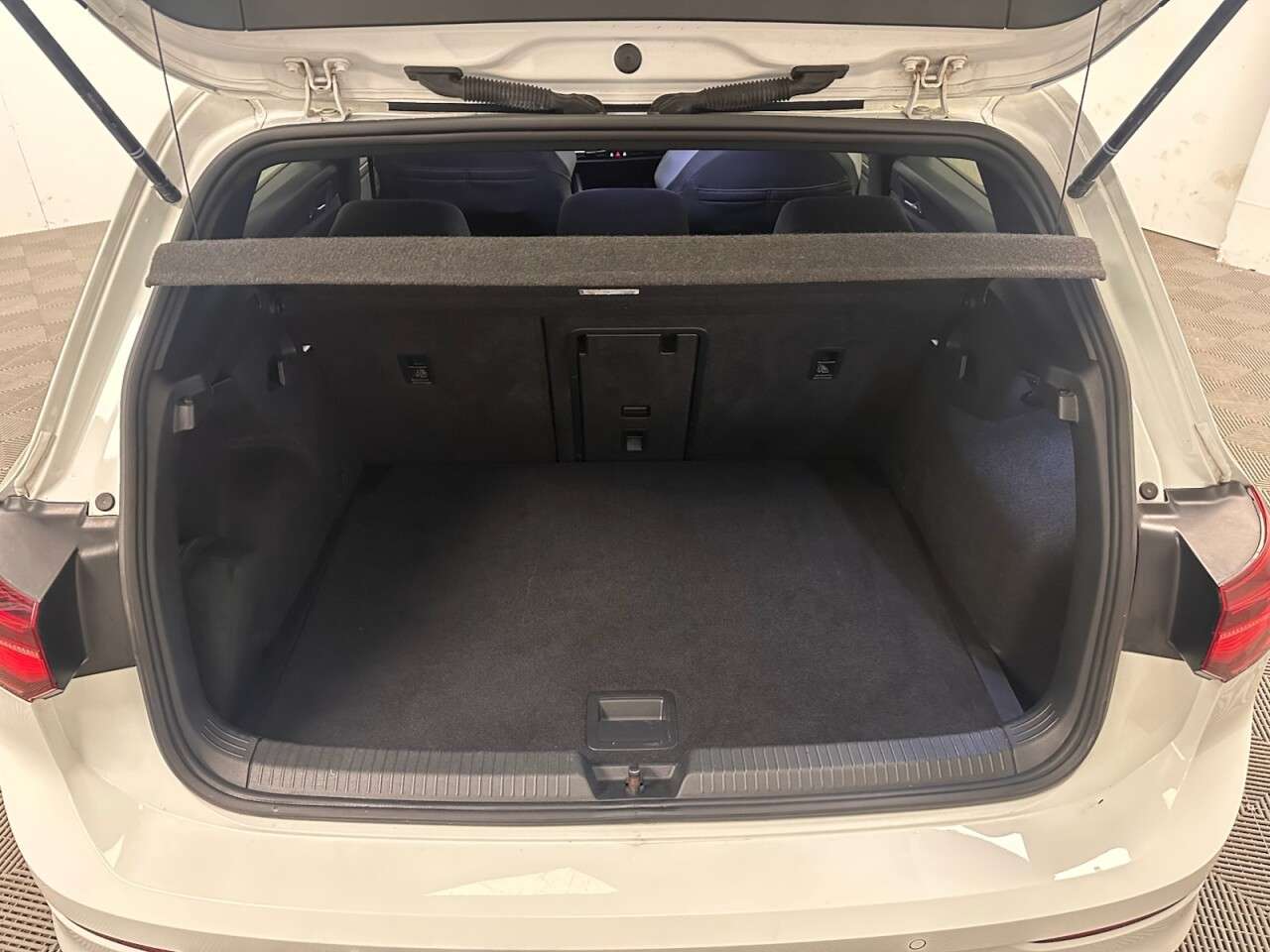 2022 VOLKSWAGEN GOLF 2022 VOLKSWAGEN GOLF