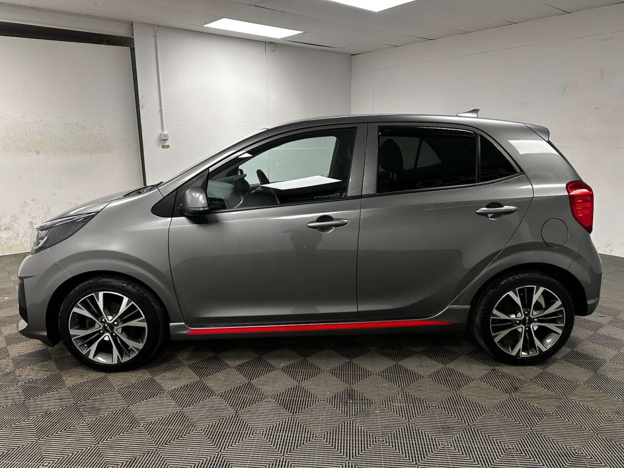 A 2024 KIA PICANTO 1.0 DPi GT-Line Hatchback 5dr Petrol Manual Euro 6 (s/s) (66 bhp) Reversing A 2024 KIA PICANTO 1.0 DPi GT-Line Hatchback 5dr Petrol Manual Euro 6 (s/s) (66 bhp) Reversing