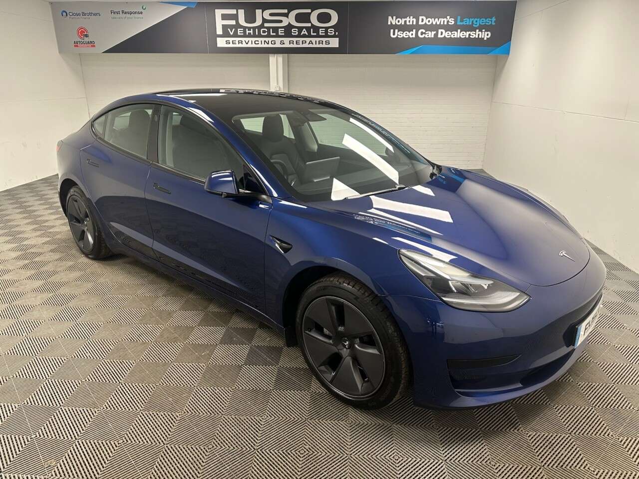 A 2022 TESLA MODEL 3 Saloon 4dr Electric Auto RWD (241 bhp) One Owner, Sat Nav A 2022 TESLA MODEL 3 Saloon 4dr Electric Auto RWD (241 bhp) One Owner, Sat Nav