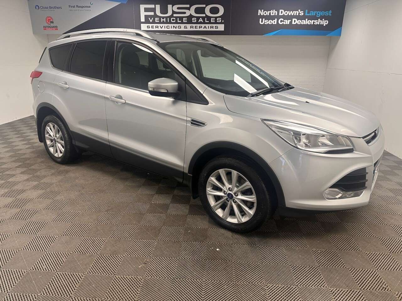 A 2016 FORD KUGA 2.0 TDCi Titanium SUV 5dr Diesel Manual 2WD Euro 6 (s/s) (150 ps) Sat Nav, A 2016 FORD KUGA 2.0 TDCi Titanium SUV 5dr Diesel Manual 2WD Euro 6 (s/s) (150 ps) Sat Nav,