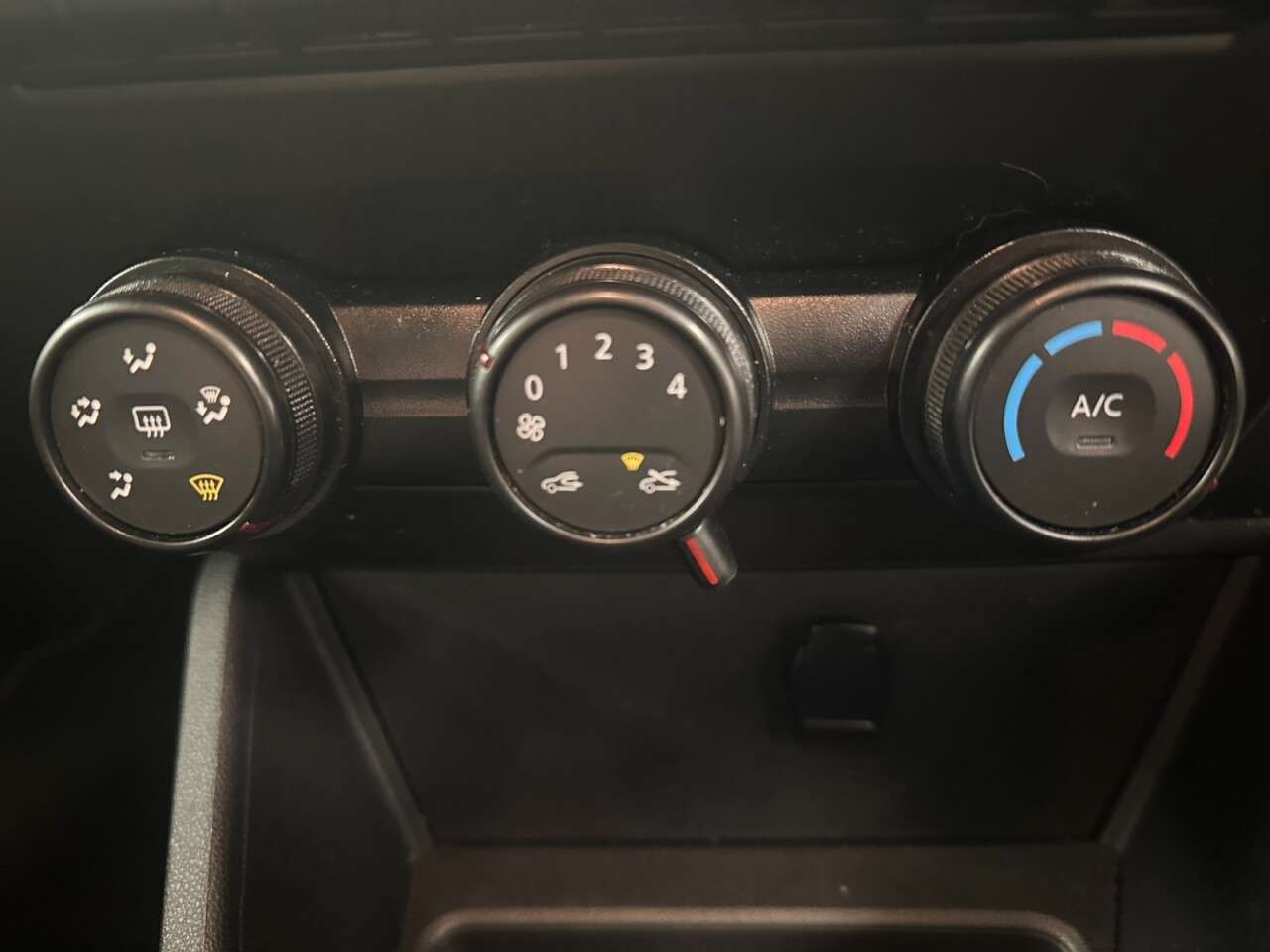 2022 DACIA DUSTER 2022 DACIA DUSTER