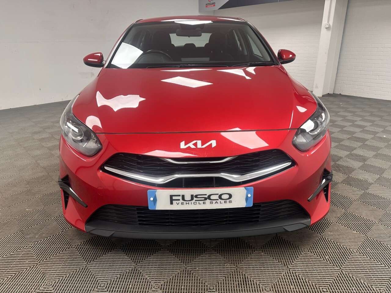 A 2022 KIA CEED 1.0 T-GDi 2 Hatchback 5dr Petrol Manual Euro 6 (s/s) (118 bhp) Cruise Contr A 2022 KIA CEED 1.0 T-GDi 2 Hatchback 5dr Petrol Manual Euro 6 (s/s) (118 bhp) Cruise Contr