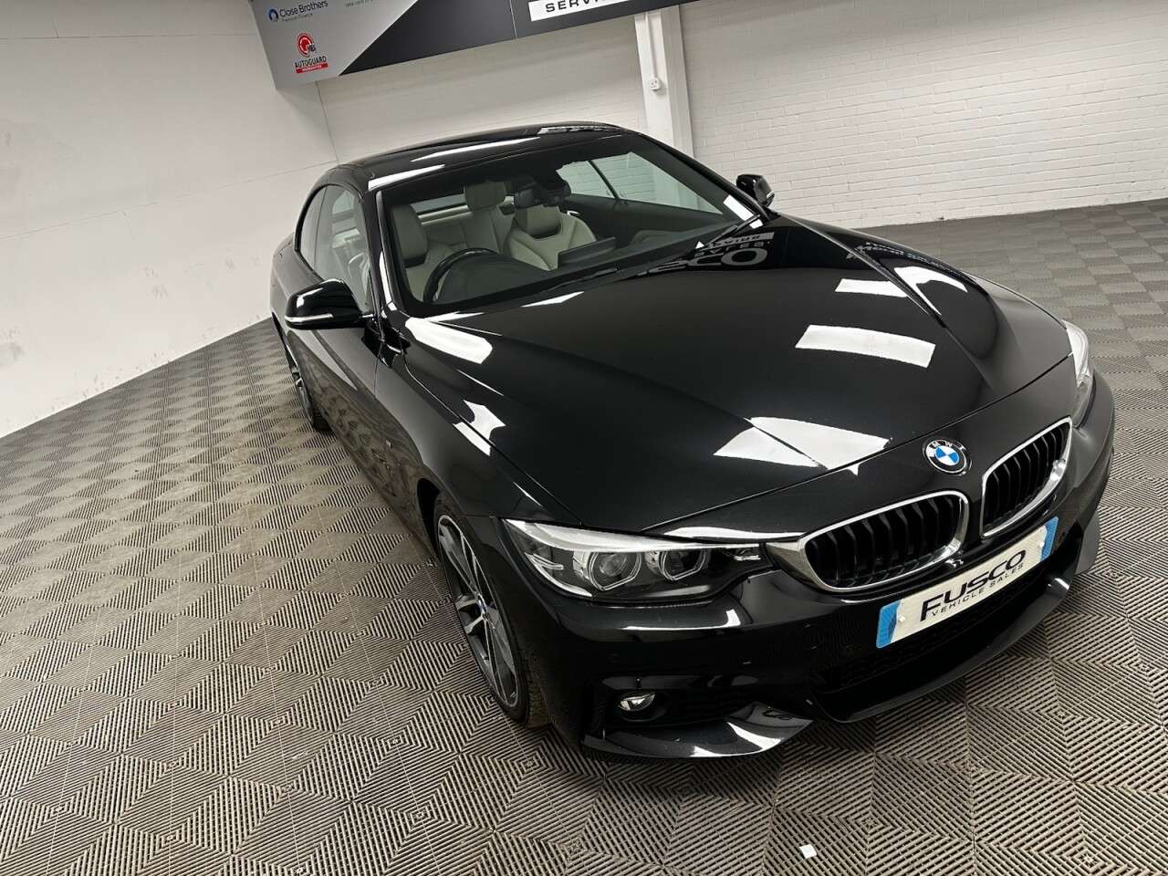 A 2017 BMW 4 SERIES 2.0 420d M Sport Convertible 2dr Diesel Auto Euro 6 (s/s) (190 ps) Front/Re A 2017 BMW 4 SERIES 2.0 420d M Sport Convertible 2dr Diesel Auto Euro 6 (s/s) (190 ps) Front/Re