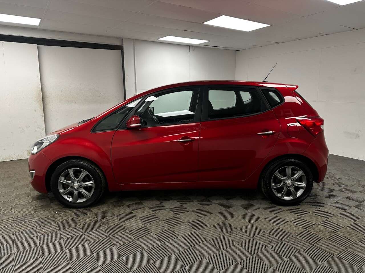 A 2016 HYUNDAI IX20 1.4 Blue Drive SE Hatchback 5dr Petrol Manual Euro 6 (s/s) (90 ps) Air Con, A 2016 HYUNDAI IX20 1.4 Blue Drive SE Hatchback 5dr Petrol Manual Euro 6 (s/s) (90 ps) Air Con,