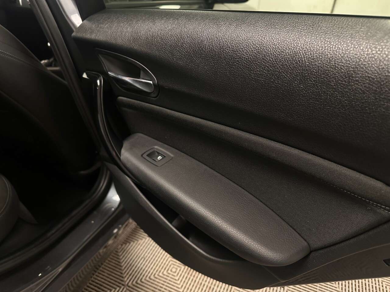 2018 BMW 1 SERIES 2018 BMW 1 SERIES