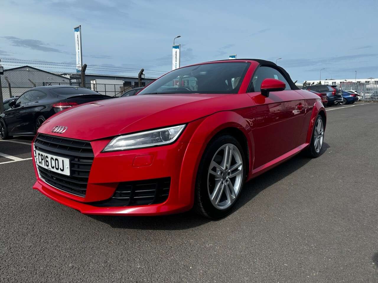 A 2016 AUDI TT 2.0 TDI ultra Sport Roadster 2dr Diesel Manual Euro 6 (s/s) (184 ps) Alcant A 2016 AUDI TT 2.0 TDI ultra Sport Roadster 2dr Diesel Manual Euro 6 (s/s) (184 ps) Alcant