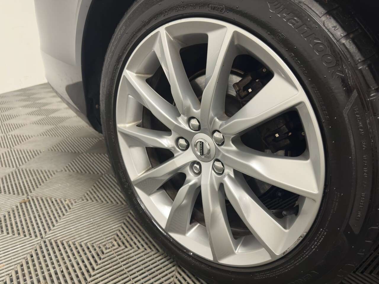 2020 VOLVO V90 2020 VOLVO V90