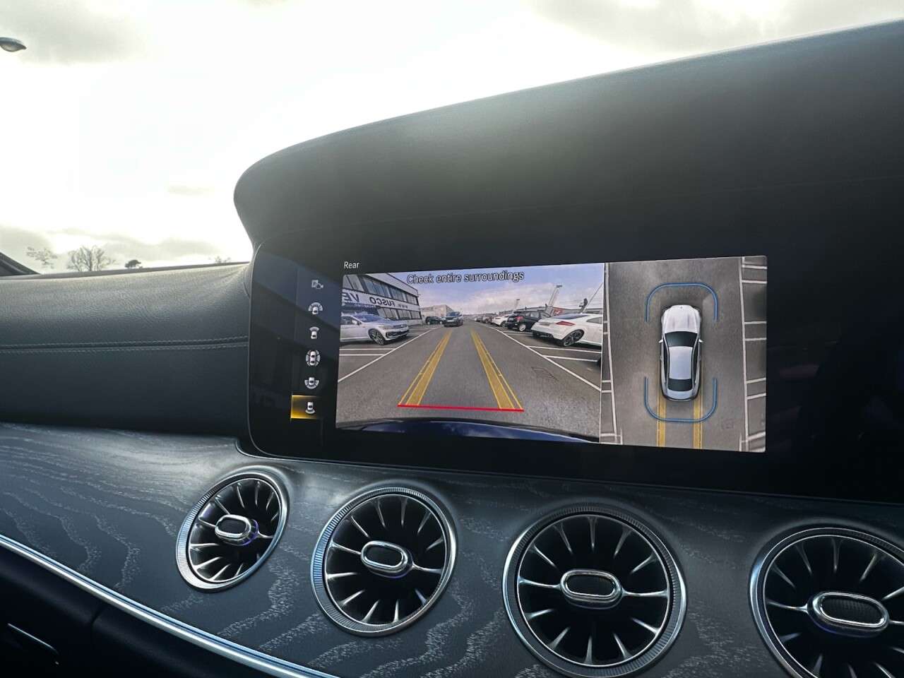 2022 MERCEDES-BENZ E 300 2022 MERCEDES-BENZ E 300