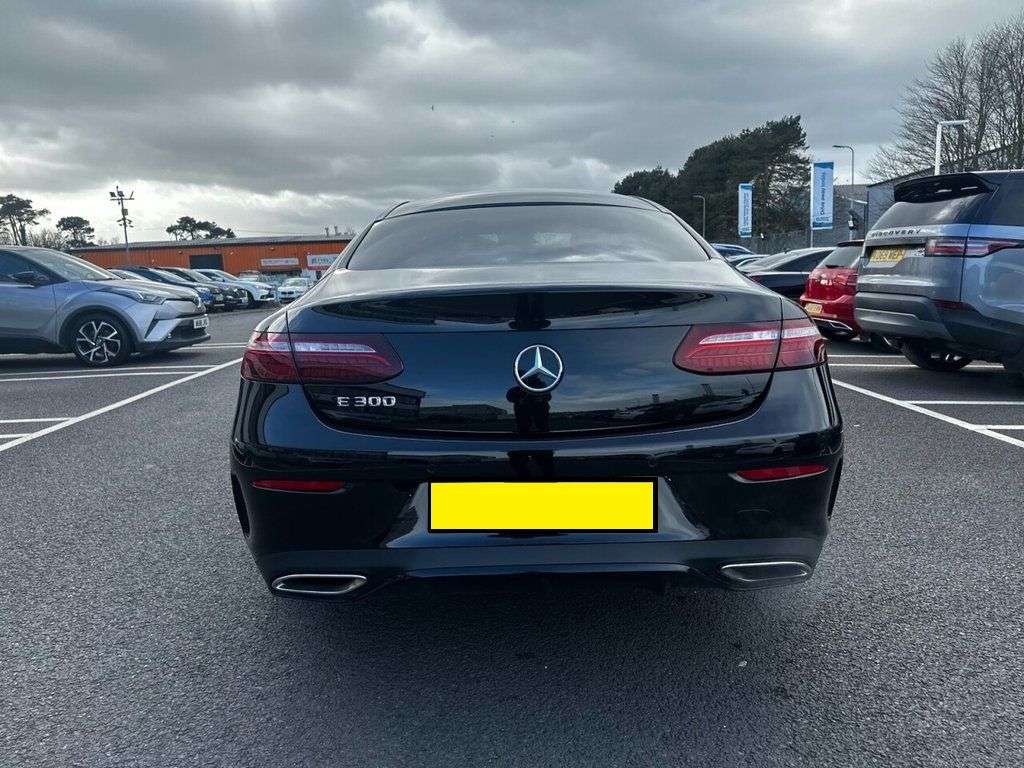 2022 MERCEDES-BENZ E 300 2022 MERCEDES-BENZ E 300
