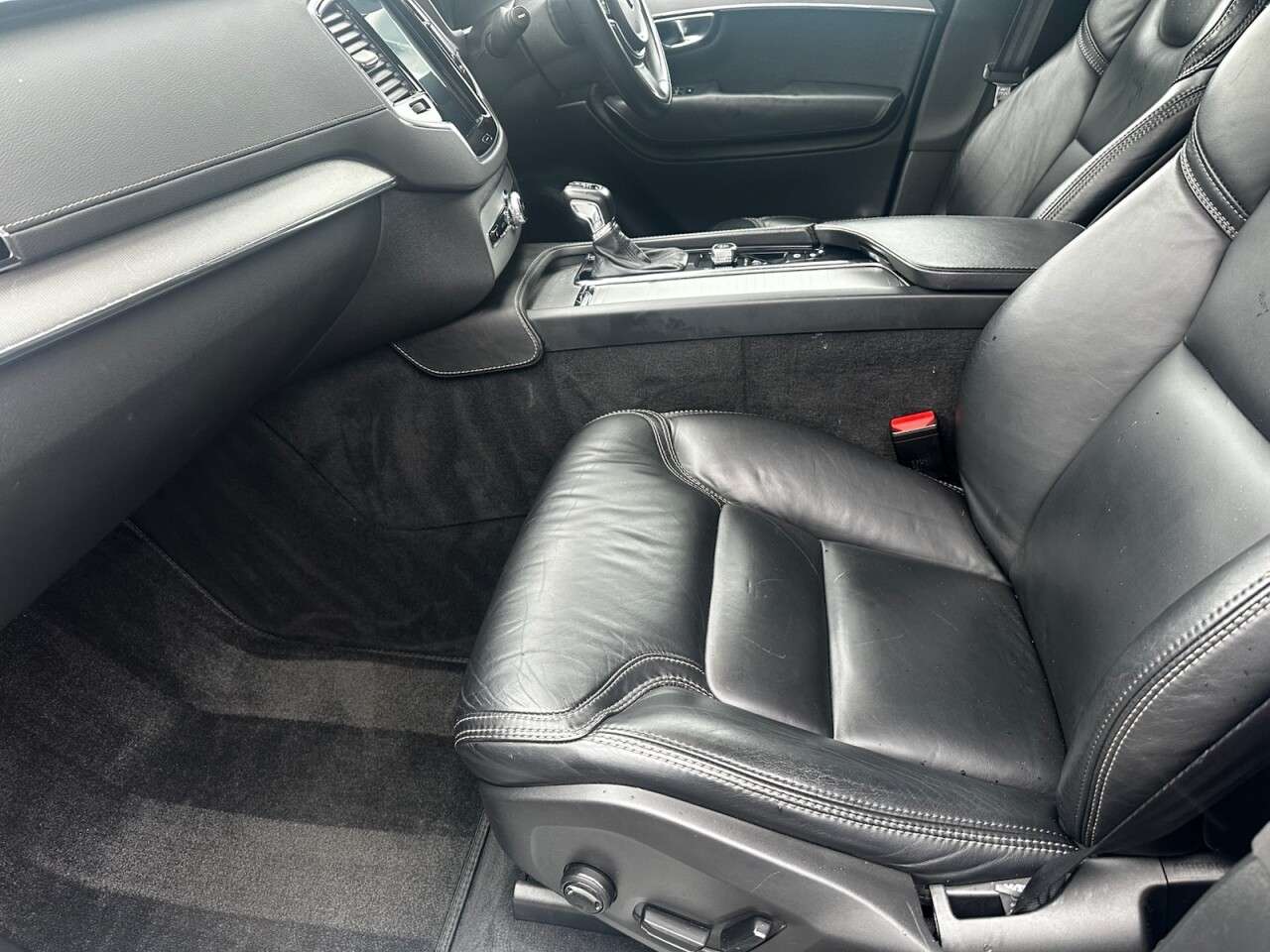 2017 VOLVO XC90 2017 VOLVO XC90