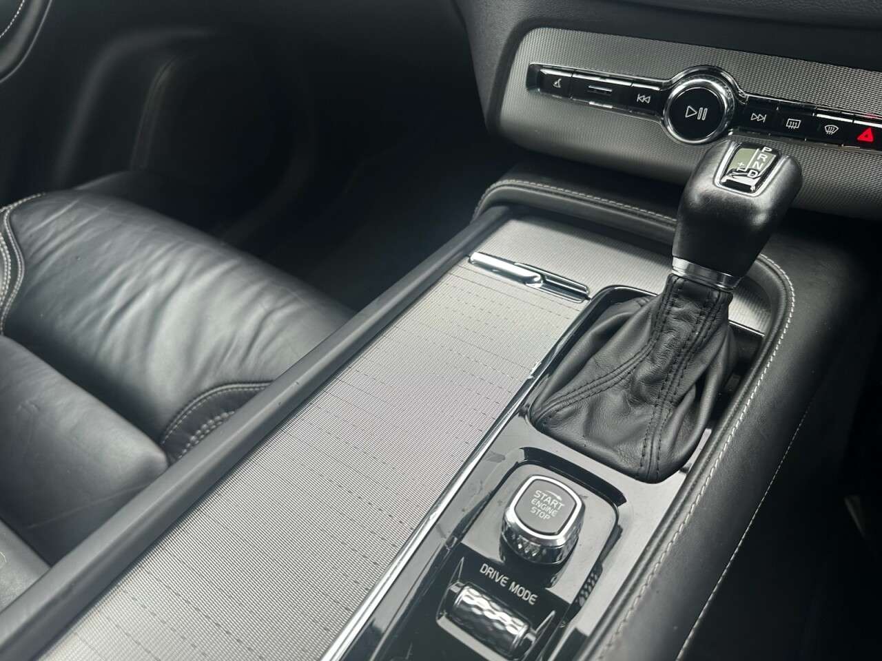 2017 VOLVO XC90 2017 VOLVO XC90