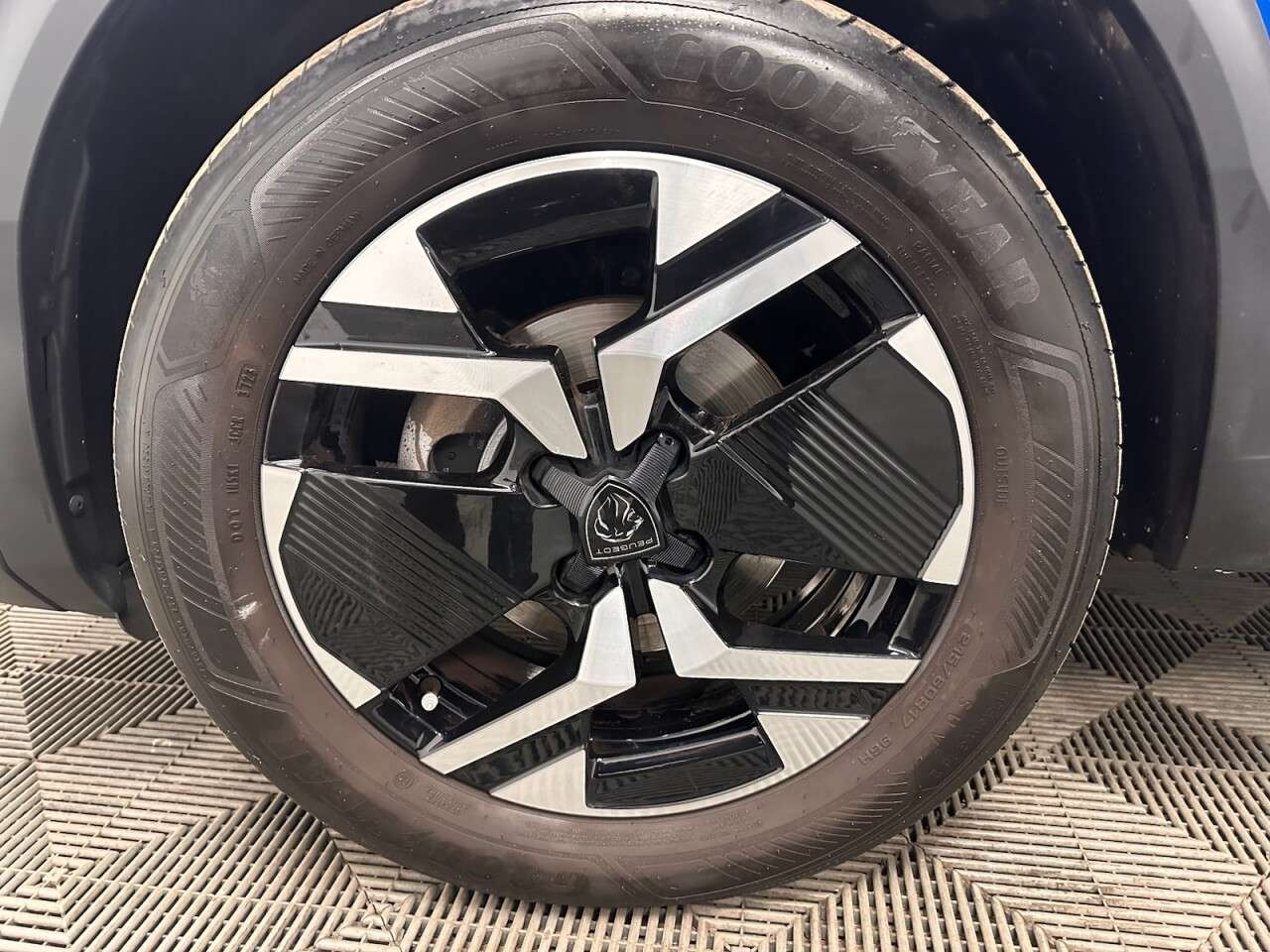 2024 PEUGEOT 2008 2024 PEUGEOT 2008