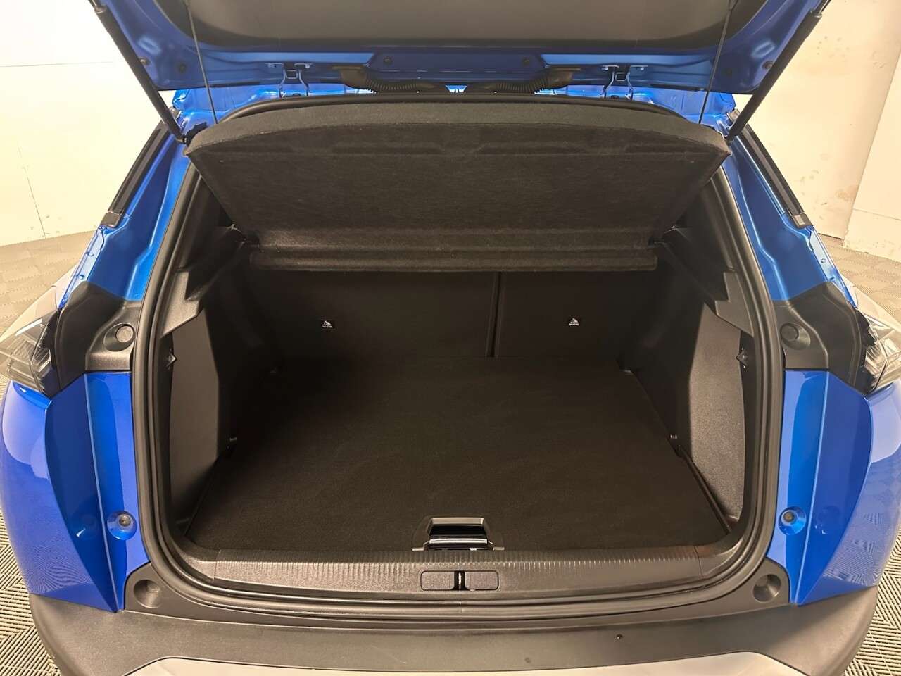 2024 PEUGEOT 2008 2024 PEUGEOT 2008